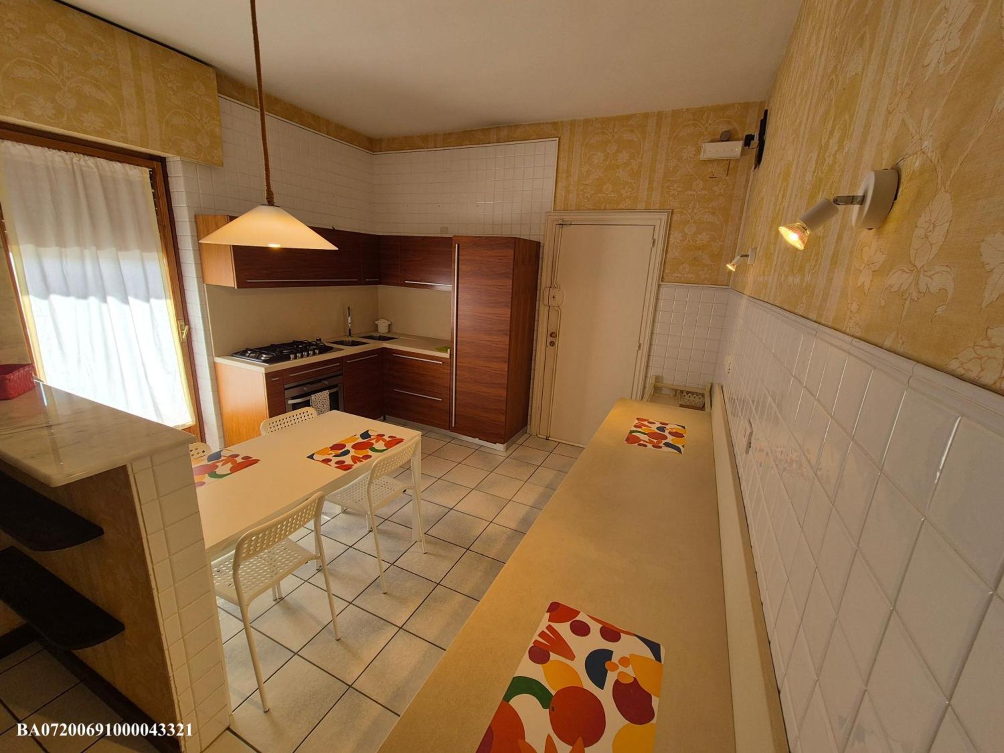 Front Beach Apartment - 3 Bedrooms Bari Exterior photo