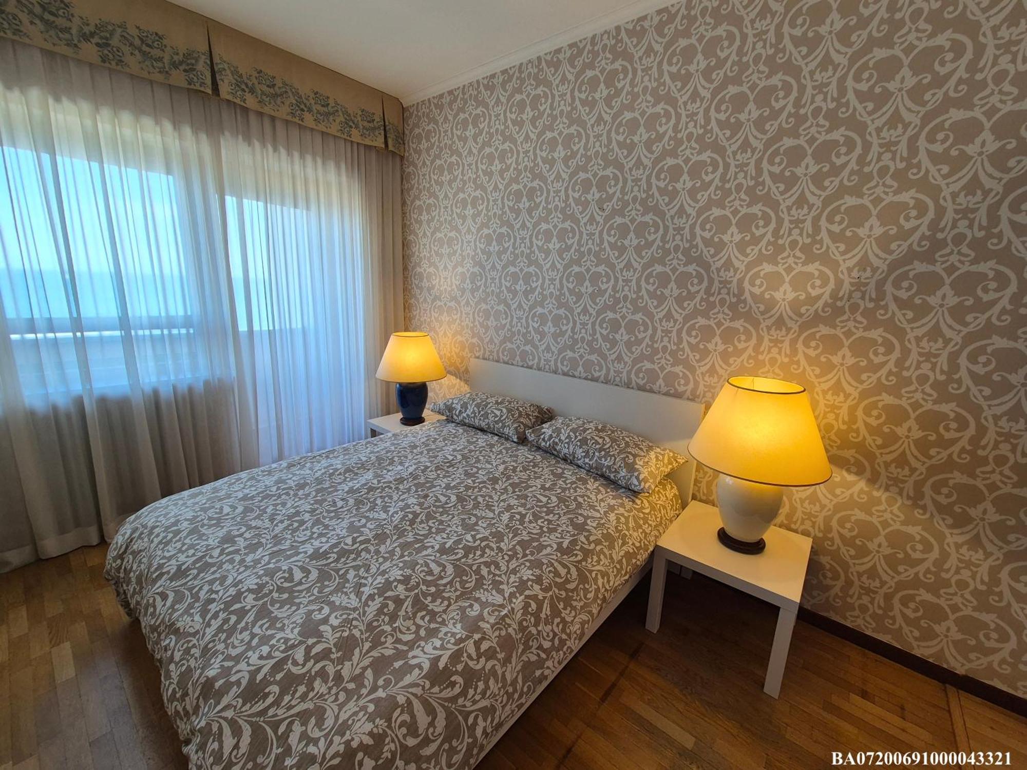 Front Beach Apartment - 3 Bedrooms Bari Exterior photo